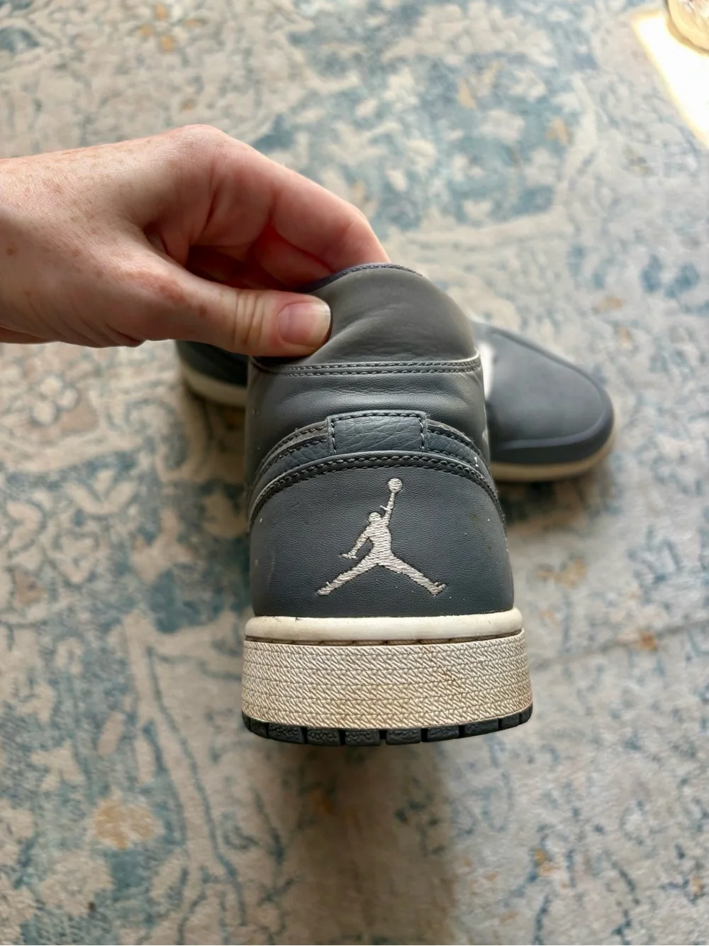Nike Air Jordan 1 Retro Mid Cool Grey High Top Sneakers Casual Size Men’s 10